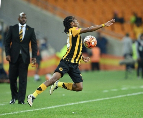 NEWS SCOOP: SHABBA HEADLINES USUTHU SIGNINGS! - Kaizer Chiefs and Bafana legend Siphiwe Tshabalala has joined Amazulu.