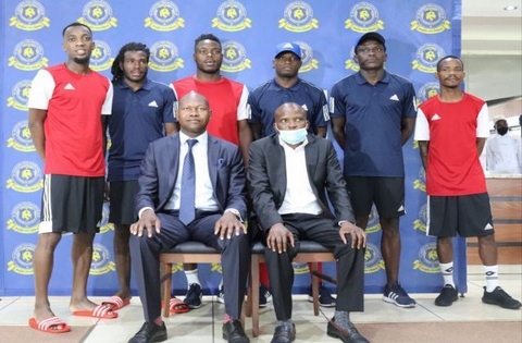 NEWS SCOOP: TTM REVEAL 22 NEW SIGNINGS! - TTM chairman Masala Mulaudzi officially unveiled the coaching staff for the Limpopo team ahead of their maiden PSL campaign.